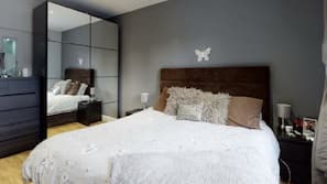 2 多间卧室、熨斗/熨衣板、免费 WiFi、床单